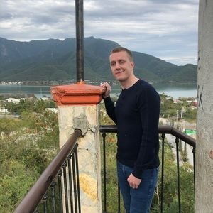 Meet your Posher, Alex